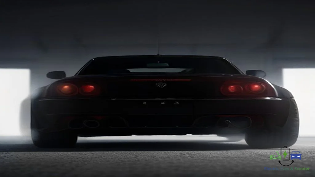 BGauss C12 MaxR engine bay performance specifications